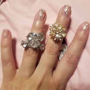 BCBG Statement Rings Size 5